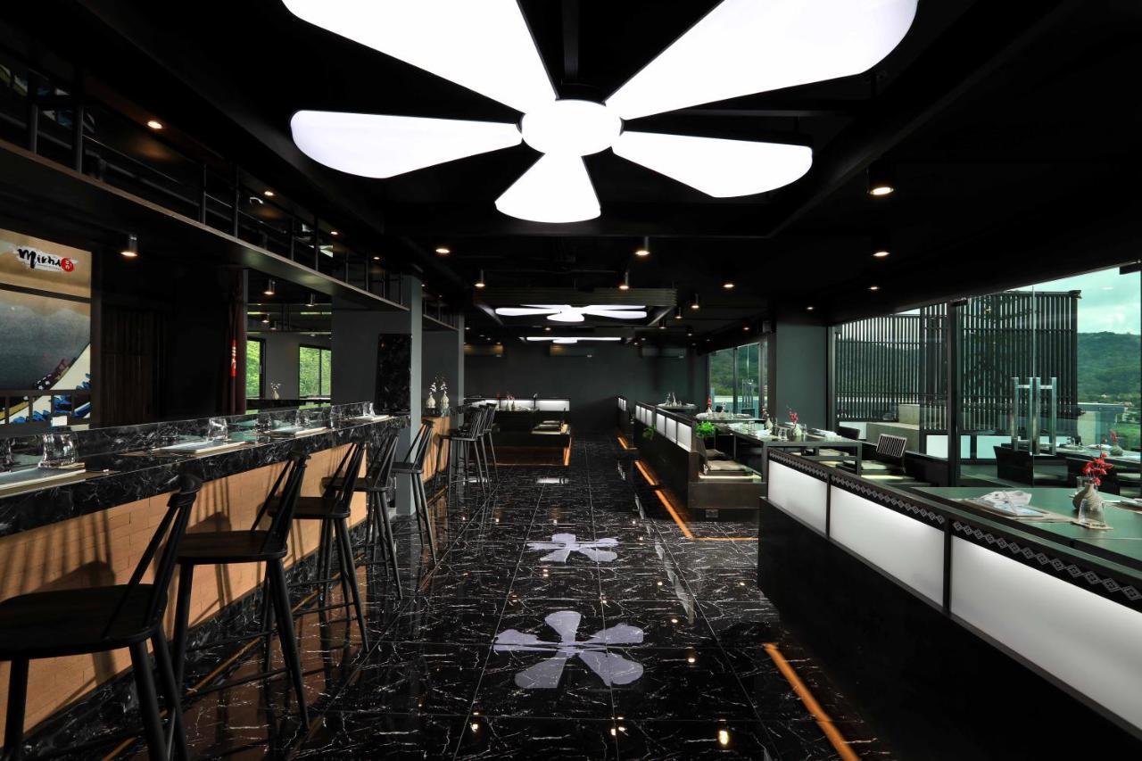 ยูโทเปีย ลอฟต์ Hotel Phuket ภายนอก รูปภาพ